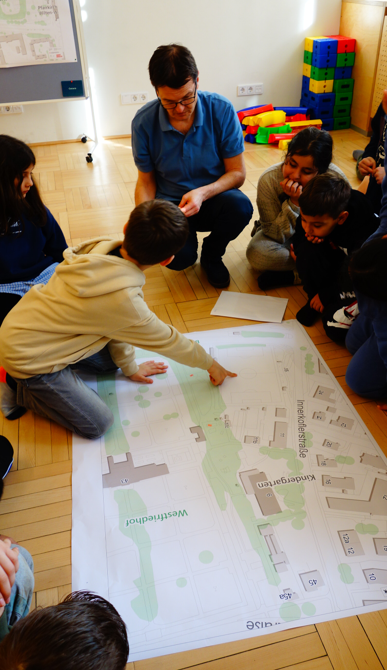 Die Kinder der VS Fischerstraße äußern ihre Ideen zur Umgestaltung des Beseleparks